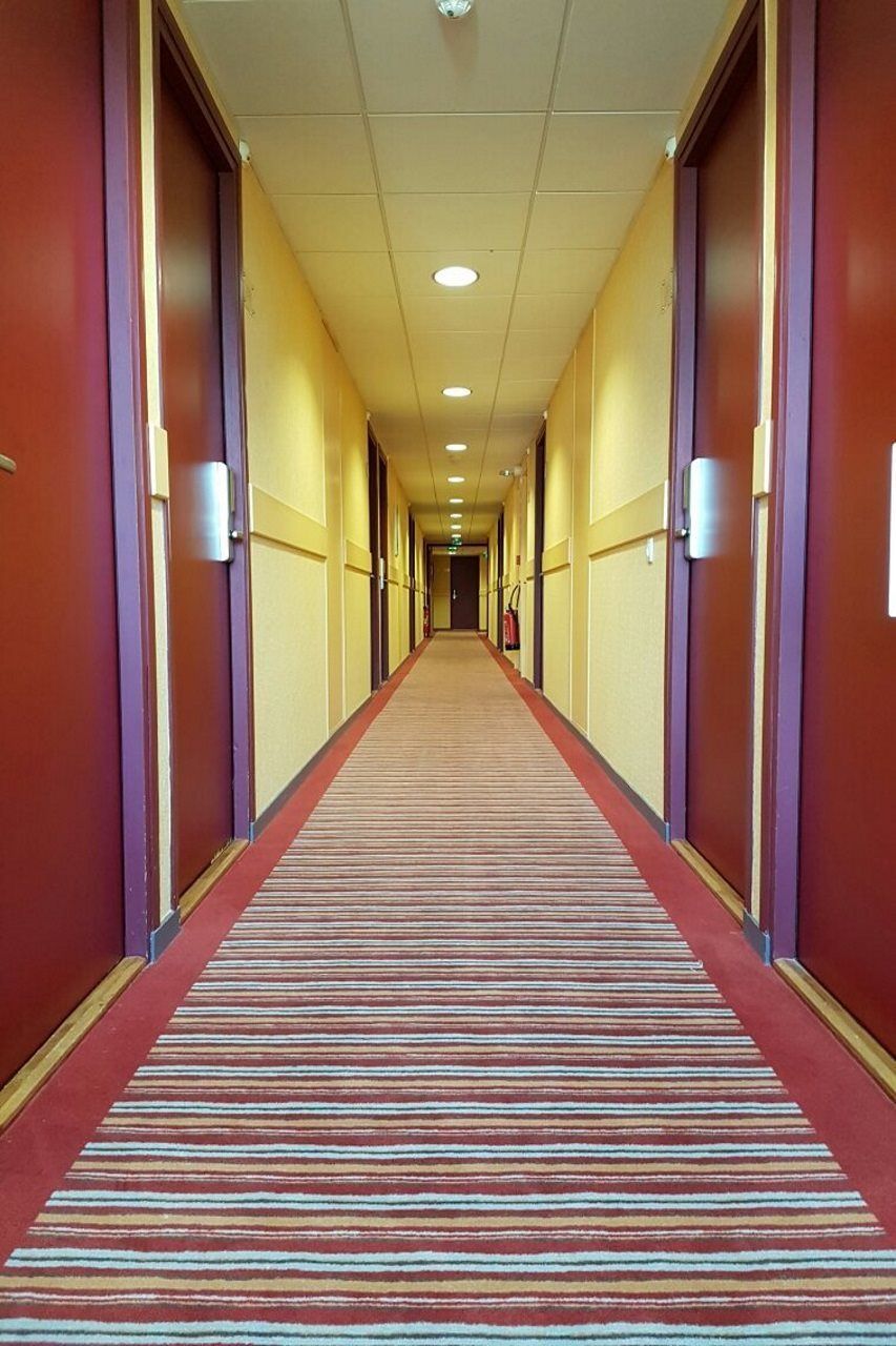 ホテル エスカル オセアニア レンヌ カップ マロ La Meziere エクステリア 写真